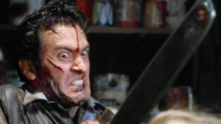 Bruce Campbell in Evil Dead II