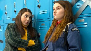 Beanie Feldstein and Kaitlyn Dever in Booksmart